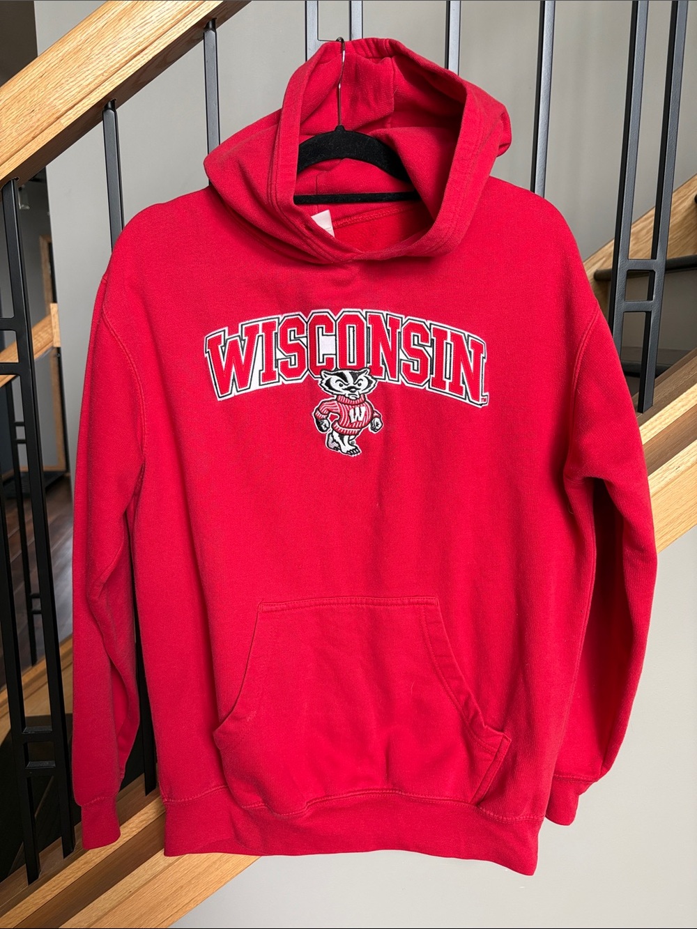Vintage Wisconsin Red Hooded Sweatshirt - University Logo, L